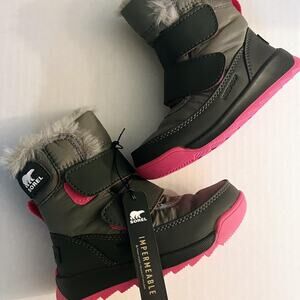 NEW Sorel childrens Whitney ll Strap children s enfants 8